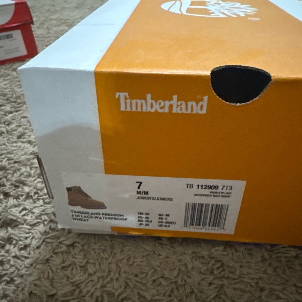 Timberland Wheat Boot Box with Logo
